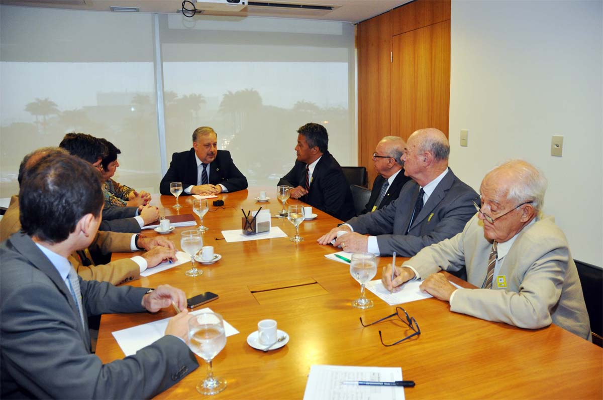 Imagem de Caso Aerus: FENTAC/CUT sugere criação de Medida Provisória que agilize pagamento 