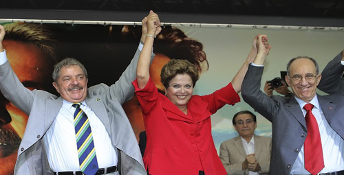 Imagem de “O povo sabe que o nosso governo jamais abandonou os pobres e por isso a miséria está nos abandonando”, afirmou Dilma. 
