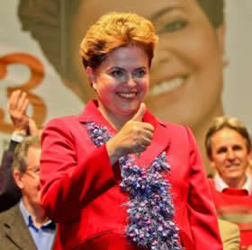 Imagem de Dilma lidera e abre vantagem na pesquisa, diz Ibope