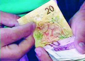 Imagem de TJ decide incluir nome de devedor de pensão alimentícia no SCPC