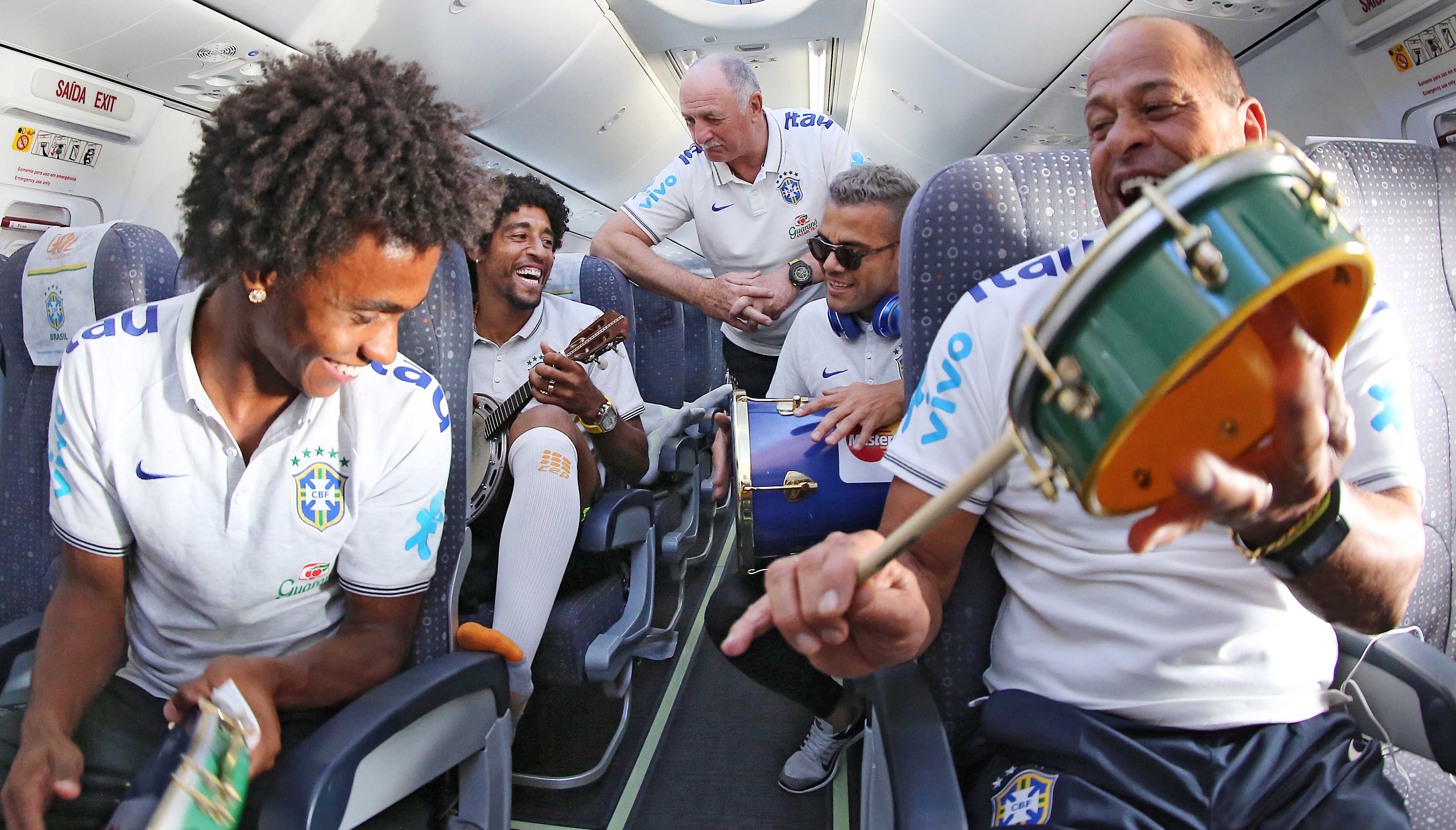 Imagem de Brasil hexacampeão: grupo de estatística prevê seleção na final da Copa