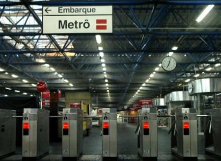 Imagem de Ministério do trabalho autua Metrô de SP por demissão de grevistas