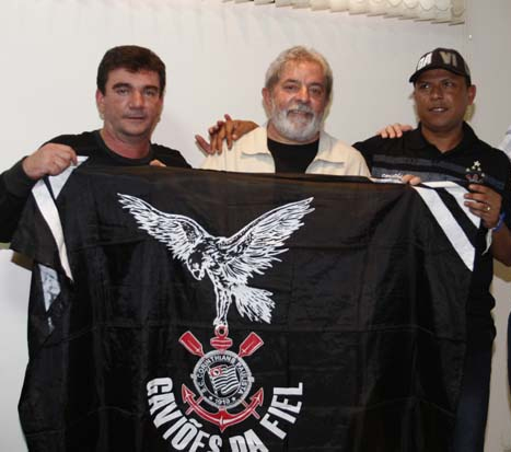 Imagem de Lula será tema de samba-enredo no carnaval 2012