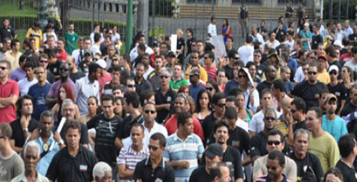 Imagem de Trabalhadores da WEBJET realizam manifestação 
