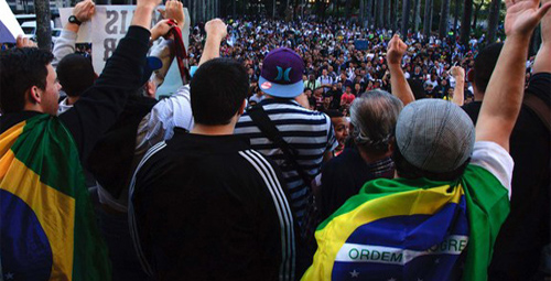 Imagem de CNTT e CUT comemoram vitória dos brasileiros na redução da tarifa do transporte coletivo