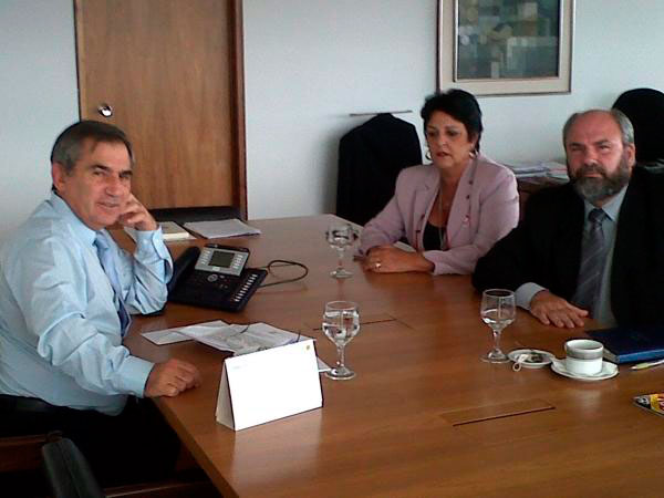 Imagem de SNA e Fentac se reúnem com ministro Gilberto Carvalho 