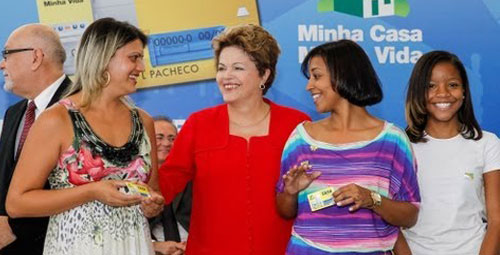 Imagem de Dilma lança linha de crédito de R$ 18,7 bilhões para compra de móveis e eletrodomésticos