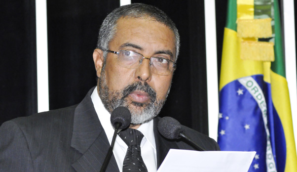 Imagem de Paim intermediará demandas do setor ferroviário junto a ministérios