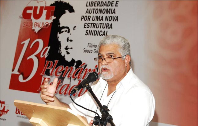 Imagem de Queiroz apresenta ramo dos transportes e destaca as lutas da categoria