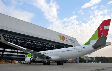 Imagem de Porto Alegre: Aeroviários na TAP ME levam uniforme pra lavar em casa 