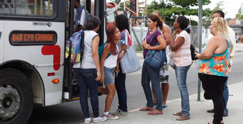 Imagem de Comissão do Senado aprova projeto que isenta o trabalhador dos custos de vale-transporte