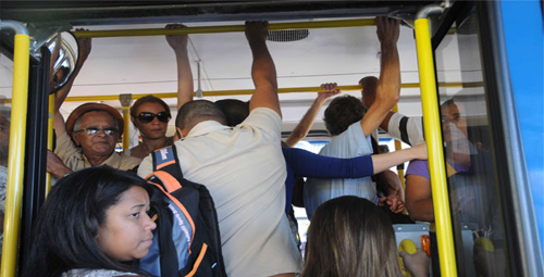 Imagem de Círculo vicioso dificulta melhoria no transporte público, afirma Ipea 
