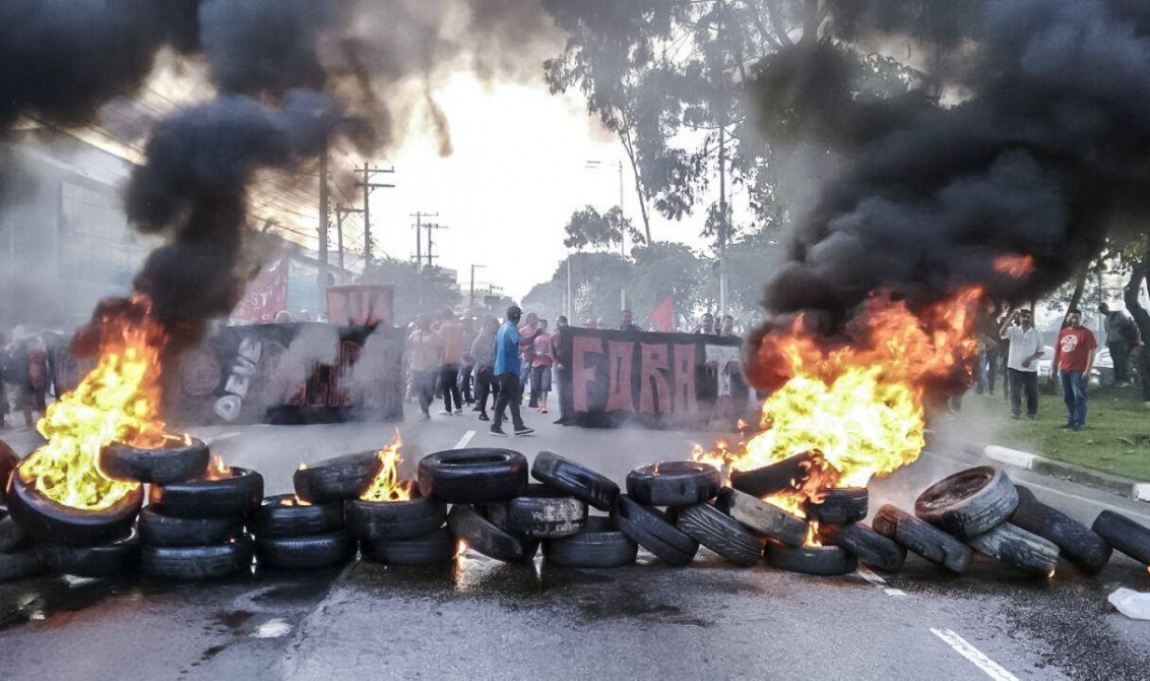 Imagem de SP: Protesto contra governo golpista fecha marginais e rodovias 