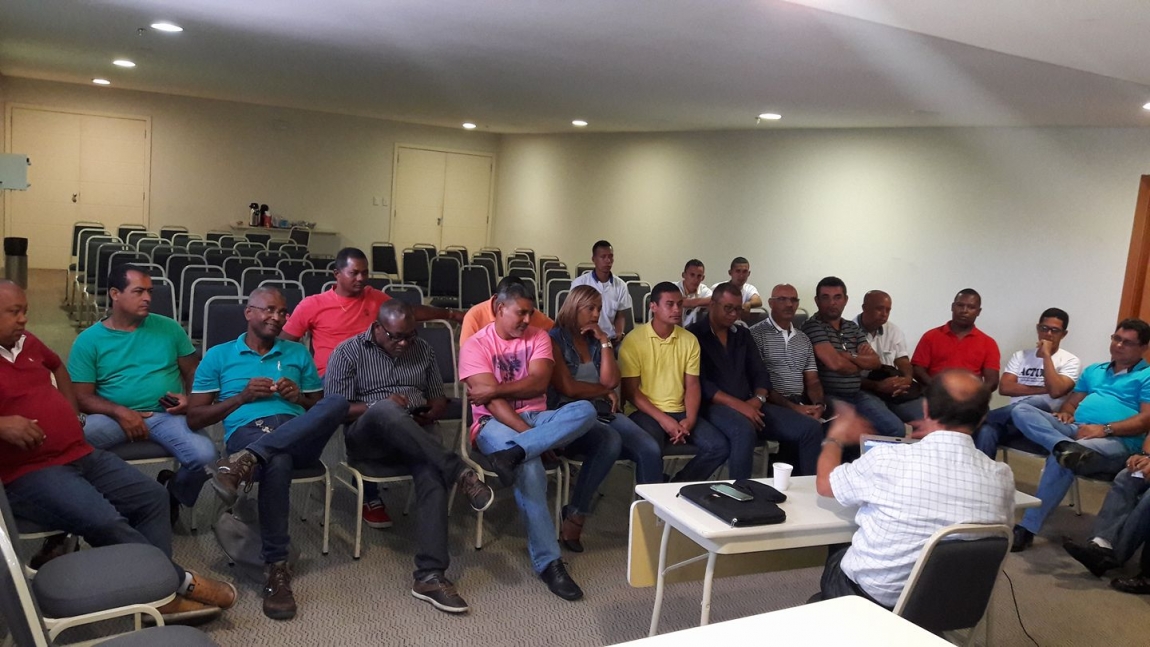 Imagem de Bahia: Rodoviários retomam debate com patrões sobre pagamento de PLR 