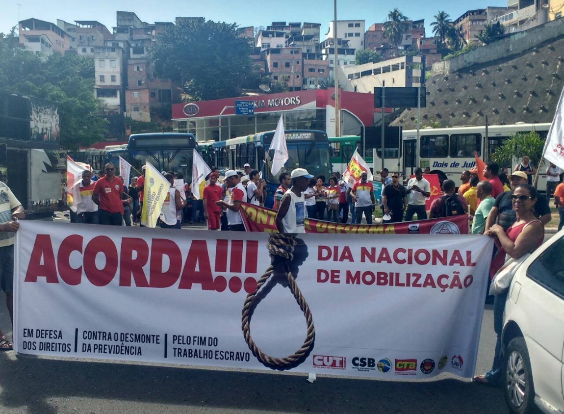 Imagem de Bahia: Rodoviários de Salvador paralisam Estação da Lapa no Dia de Luta contra a Reforma Trabalhista