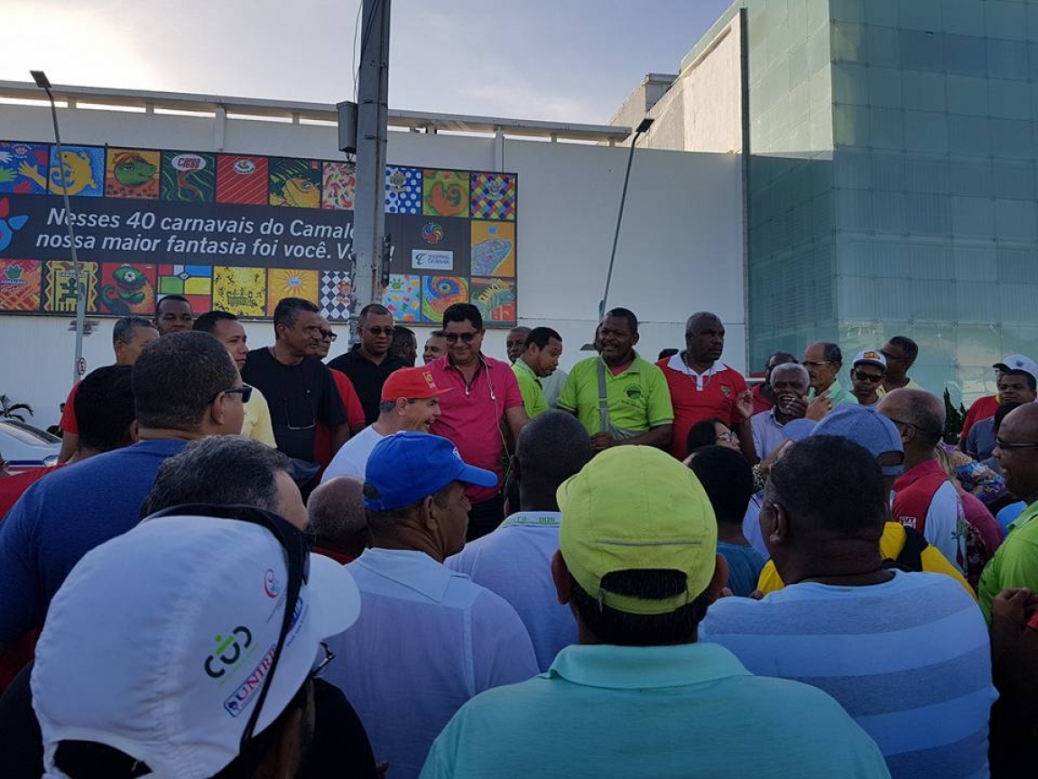 Imagem de #QueroMeAposentar Rodoviários na Bahia se somam aos atos em defesa da aposentadoria na capital soteropolitana 