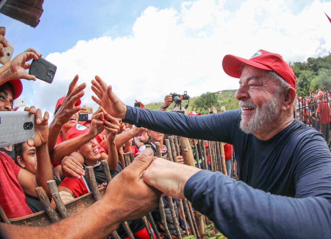 Imagem de Lula escreve carta emocionante para companheiros do MST