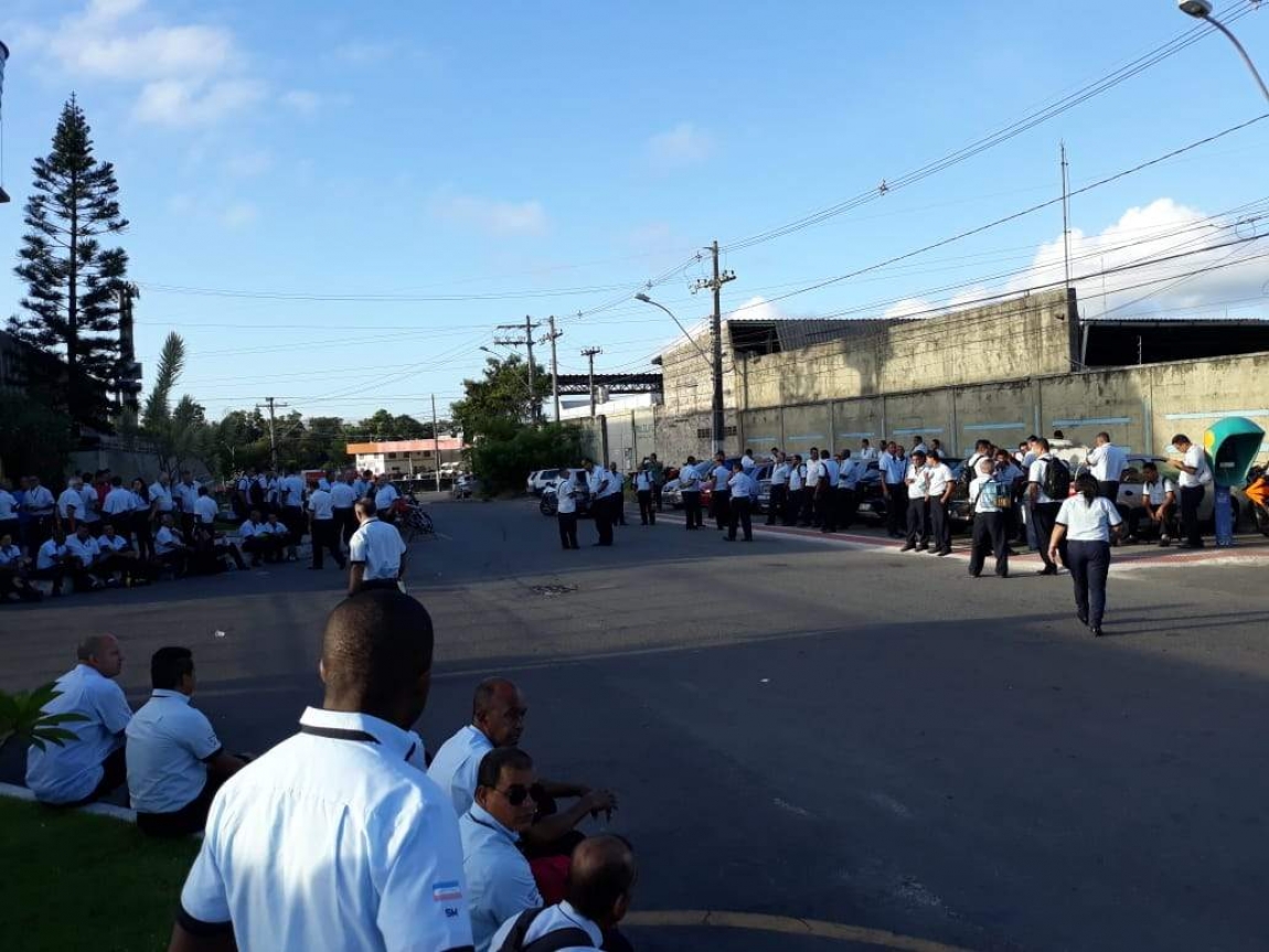 Imagem de Vitória (ES): Por mais segurança e contra jornada reduzida, motoristas e cobradores entram no segundo dia de greve 