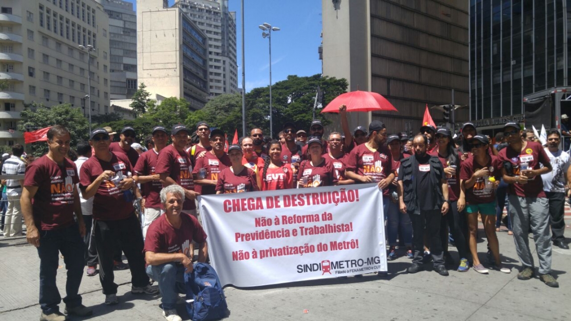Imagem de #QueroMeAposentar: Metroviários em Minas Gerais aderem 100% à greve geral contra reformas do governo golpista