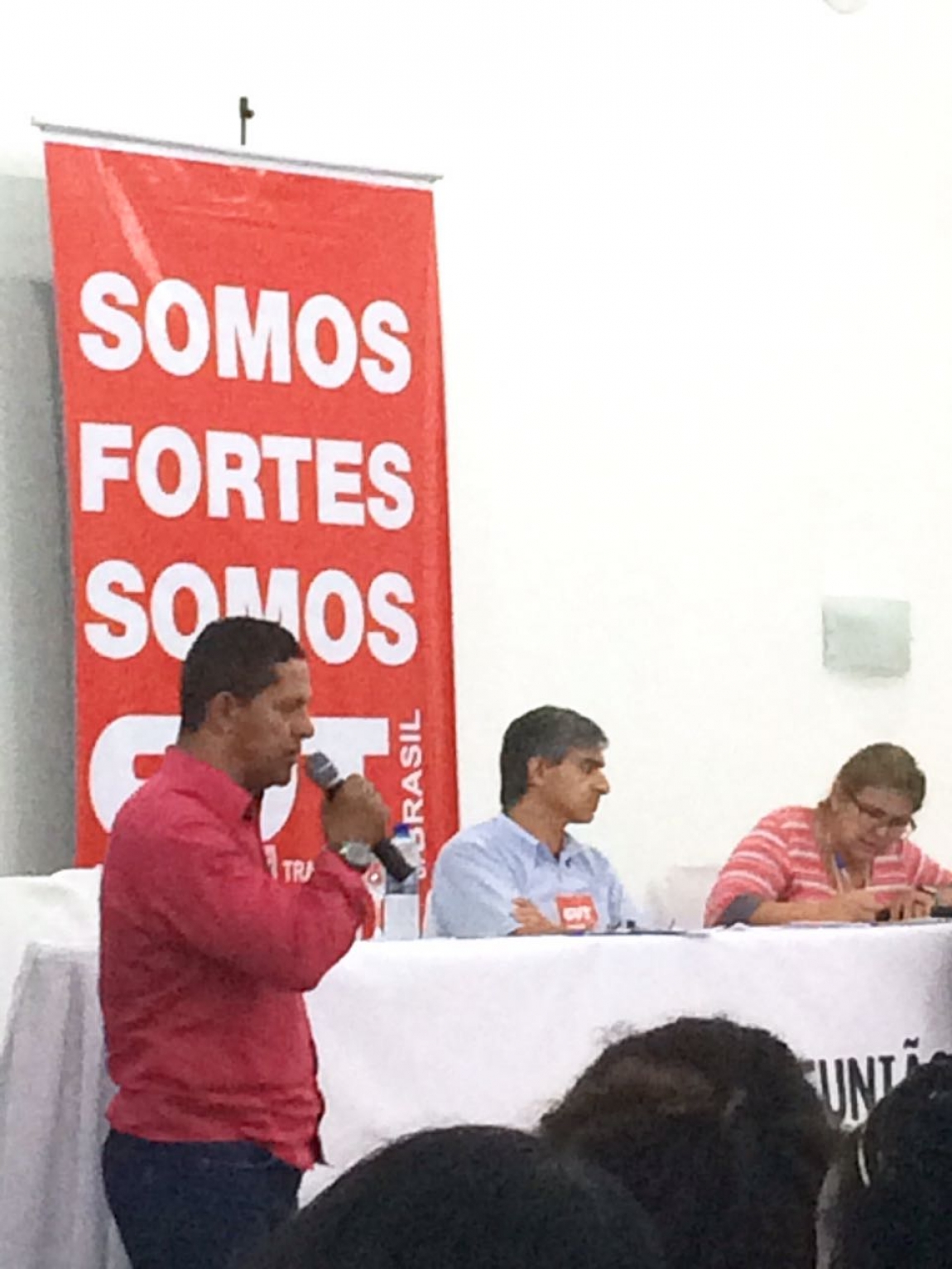 Imagem de Rumo à greve geral do 28 de abril: Paulinho da CNTTL participa de reunião da Diretoria Nacional da CUT em Brasília 