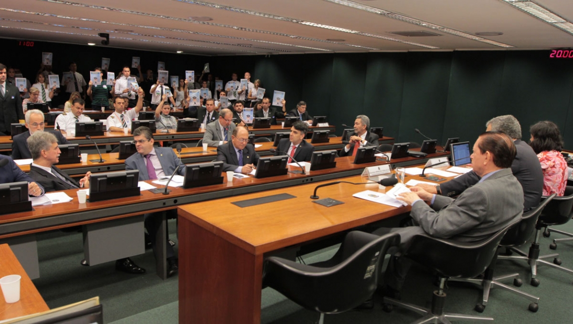 Imagem de Brasília: Comissão da Viação e Transportes aprova PL que regula profissão dos aeronautas