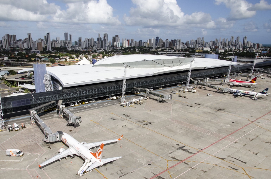 Imagem de Pernambuco: Aeroviários no Gilberto Freyre cruzarão os braços  na Greve Geral na sexta (28)