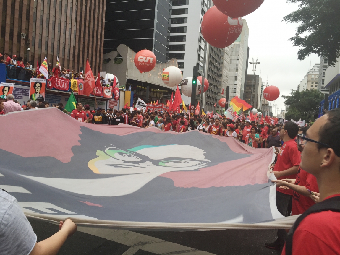 Imagem de Trabalhadores em todo o Brasil vão à luta contra o golpe e em defesa da democracia 
