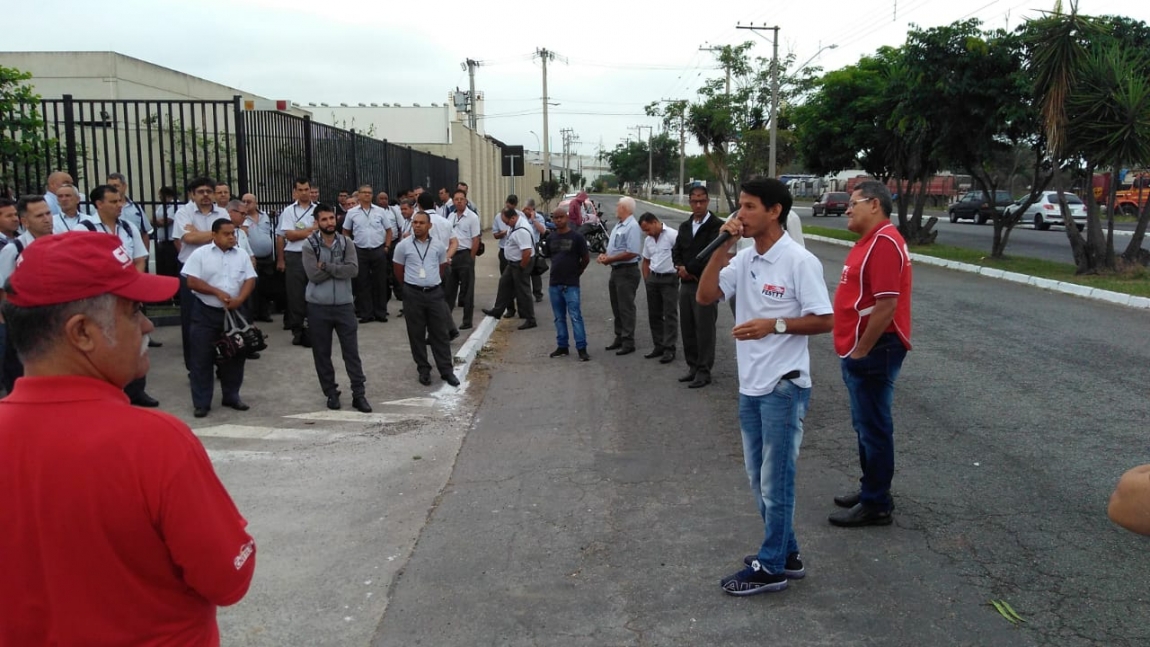 Imagem de Vale do Paraíba (SP): Sindicato dos Condutores reverte demissões de motoristas e cobradores na ABC Transportes