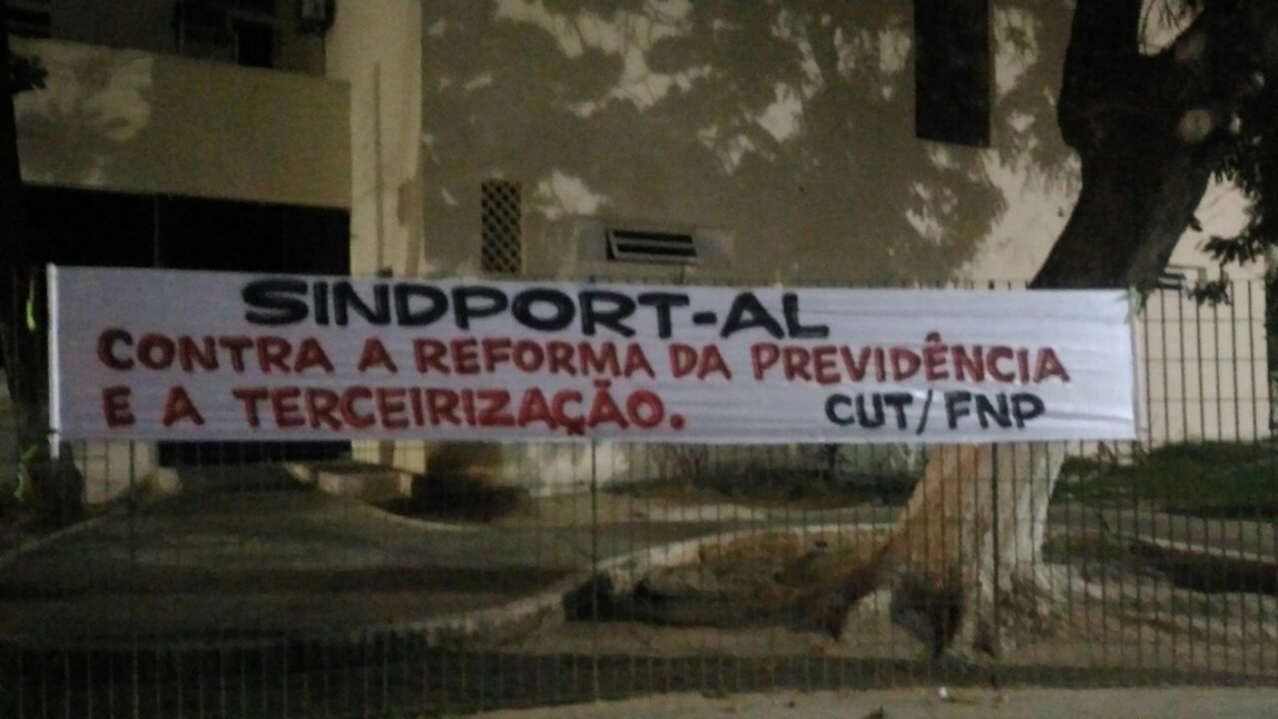 Imagem de #BrasilEmGreve: Porto no Alagoas amanhece fechado 