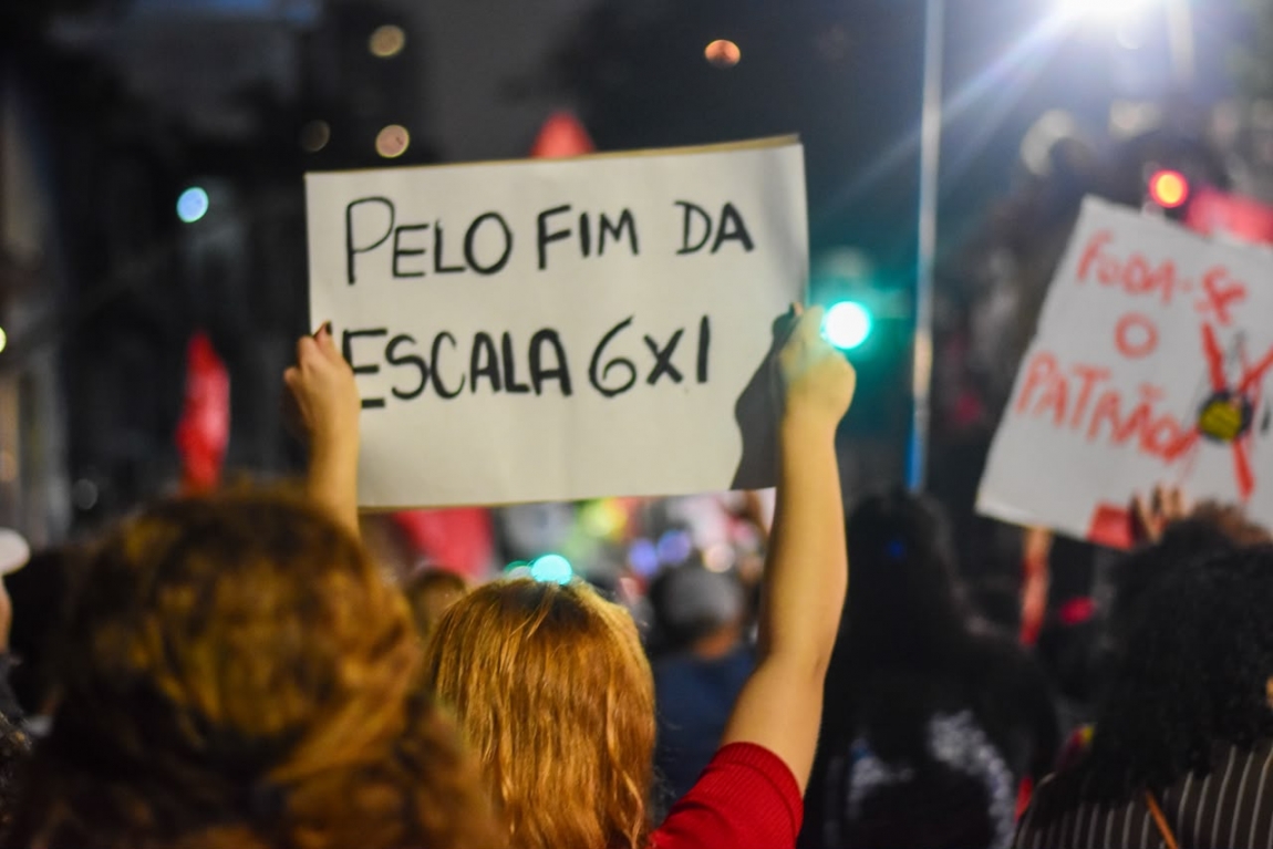 Imagem de Vitória da classe trabalhadora! Câmara aprova o fim da escala 6x1