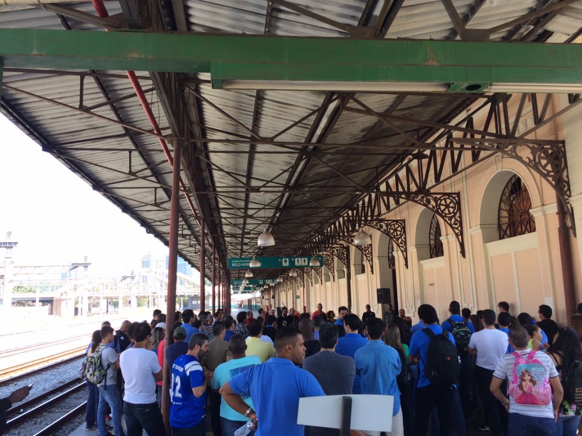 Imagem de MG: Metroviários suspendem greve e aguardam audiência no TST