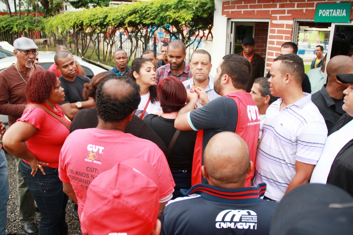 Imagem de CNTTL/CUT repudia criação de sindicato estadual de aeroviários em Salvador  