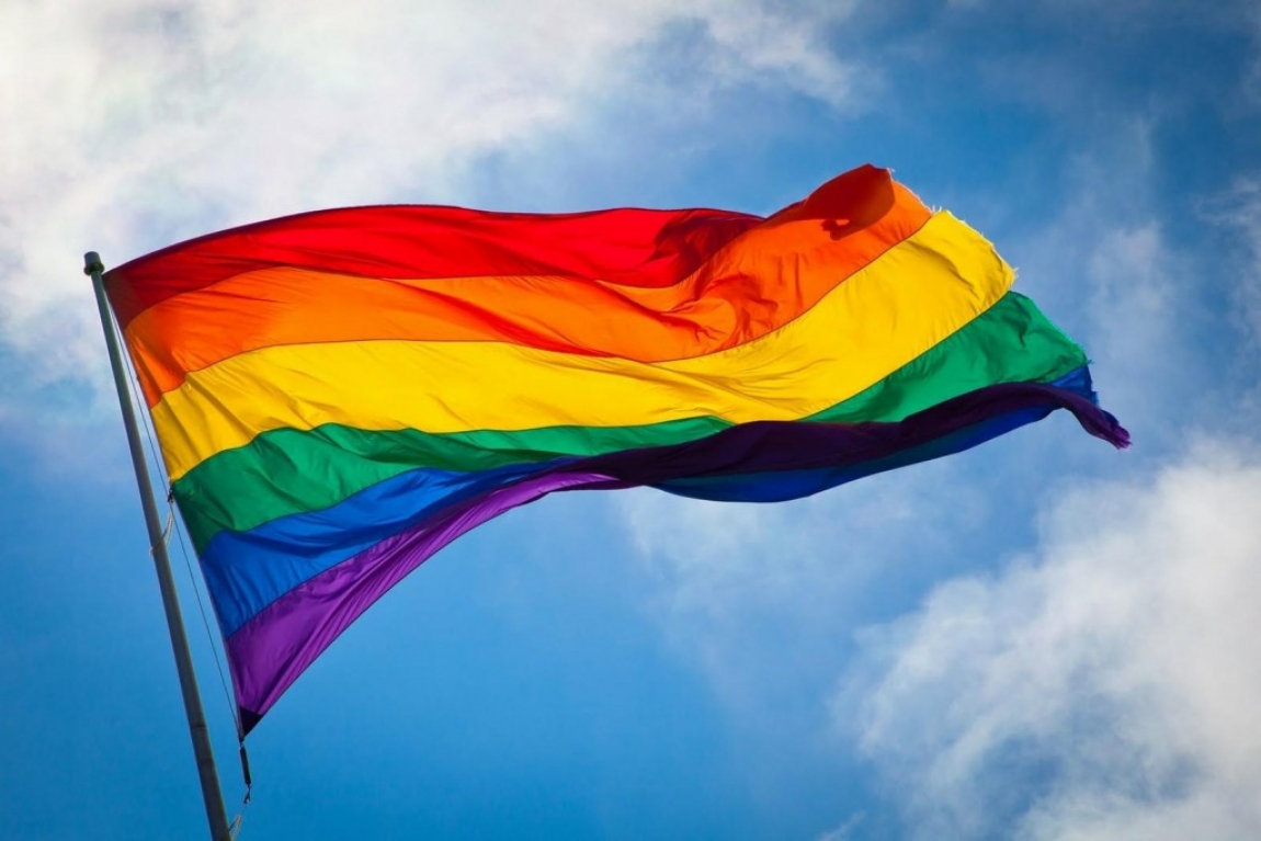 Imagem de Governo federal cria comissão para combate à violência contra LGBT