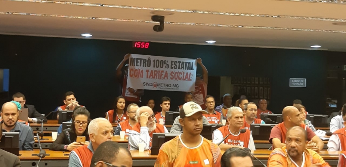 Imagem de Brasília: Em audiência pública, ferroviários e metroviários da CBTU pedem apoio aos deputados para não privatização da empresa e aumento de preço das passagens 